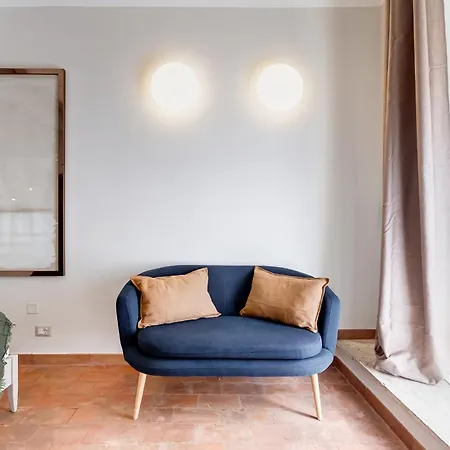 Romantic With Balcony Near Navona Square